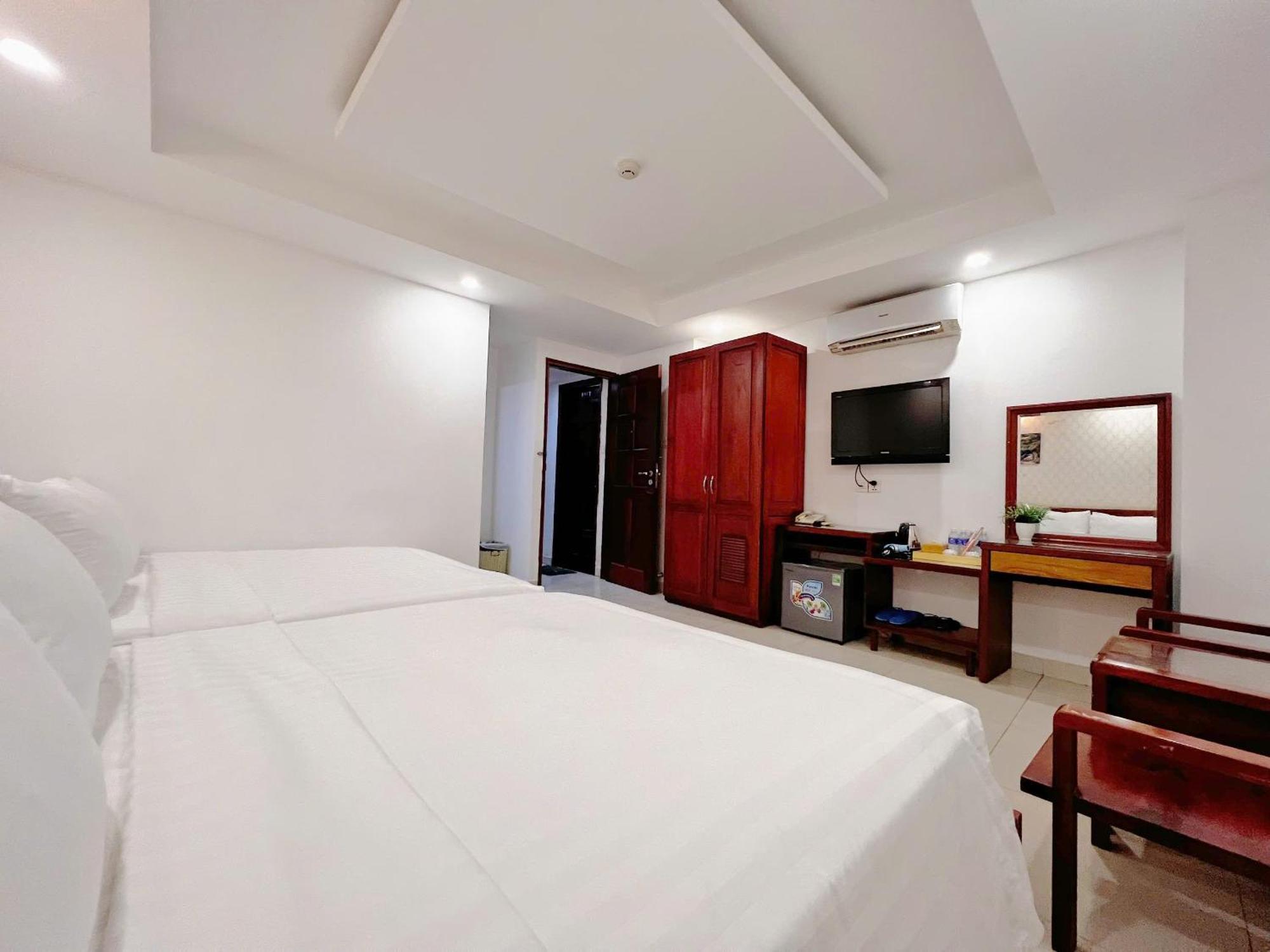 Saigon Europe Khách sạn 3*